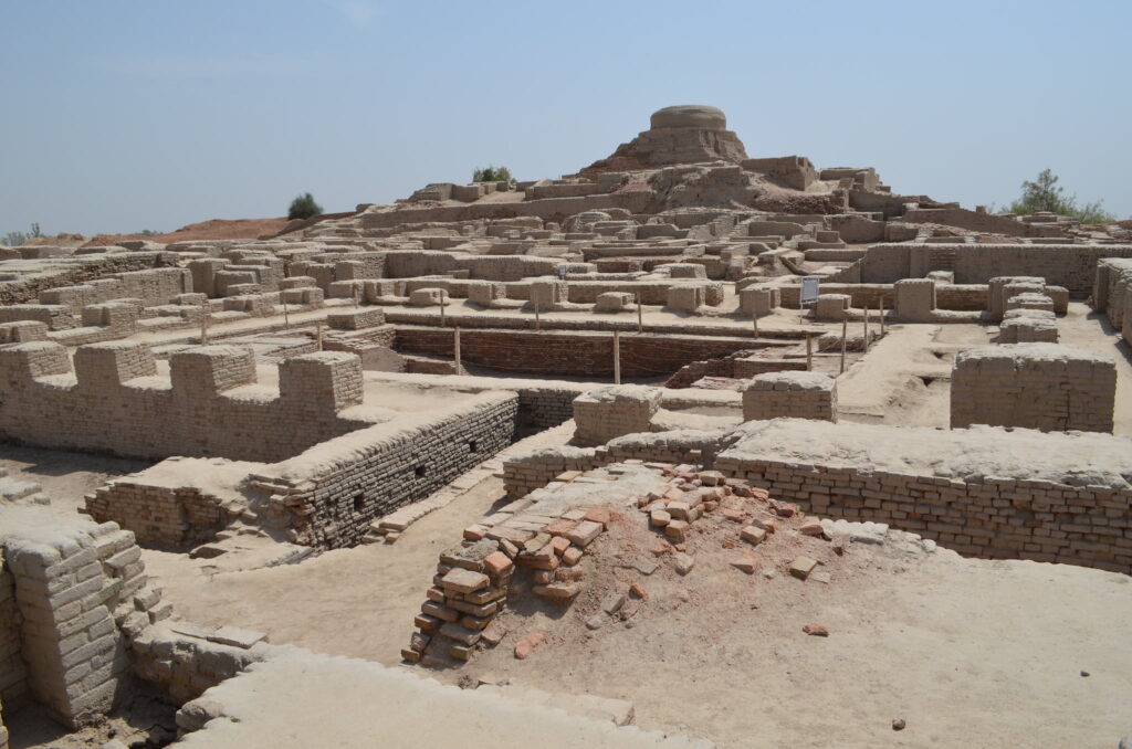 6 Reasons Why Studying History is Crucial